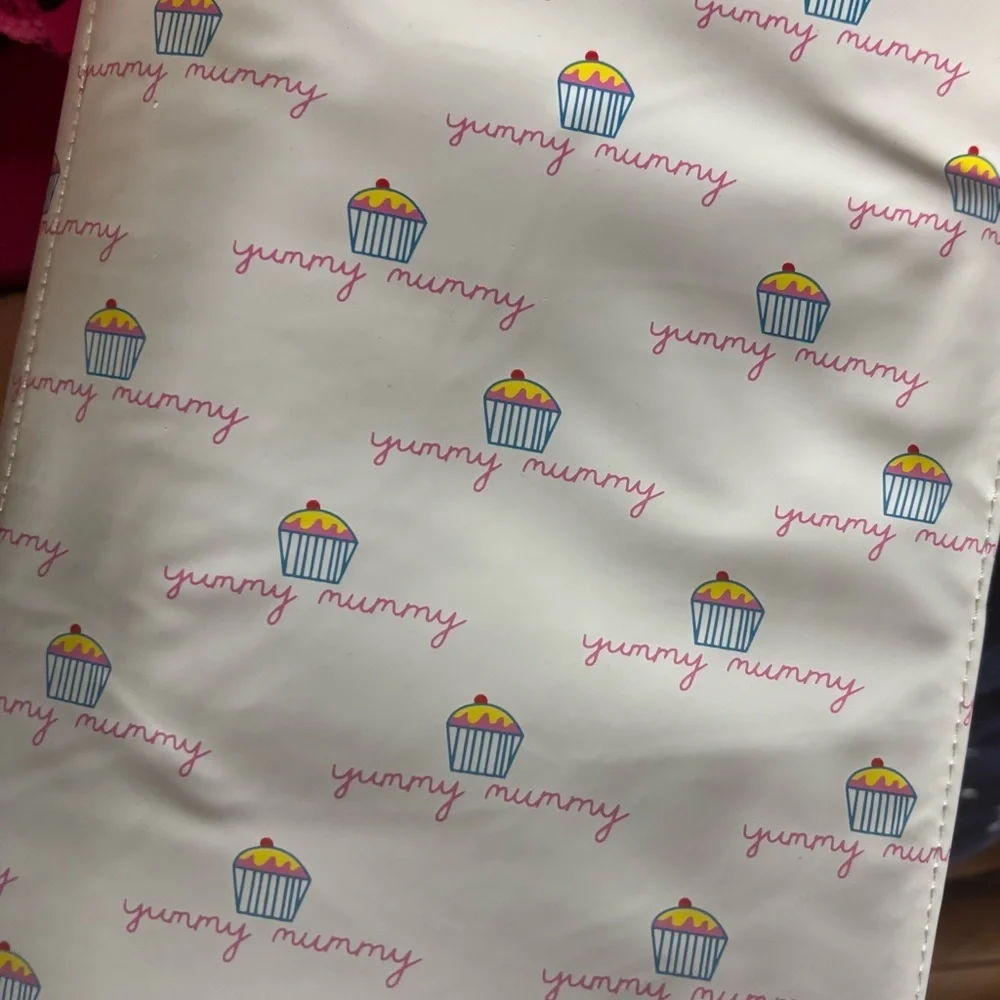 pink lining twins means